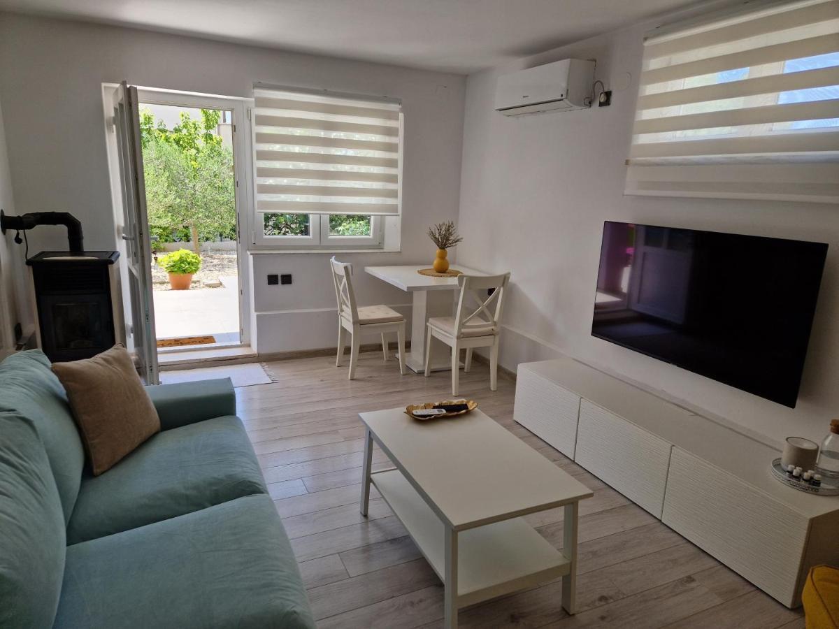 Apartman Jurjevic Krk Town Zewnętrze zdjęcie